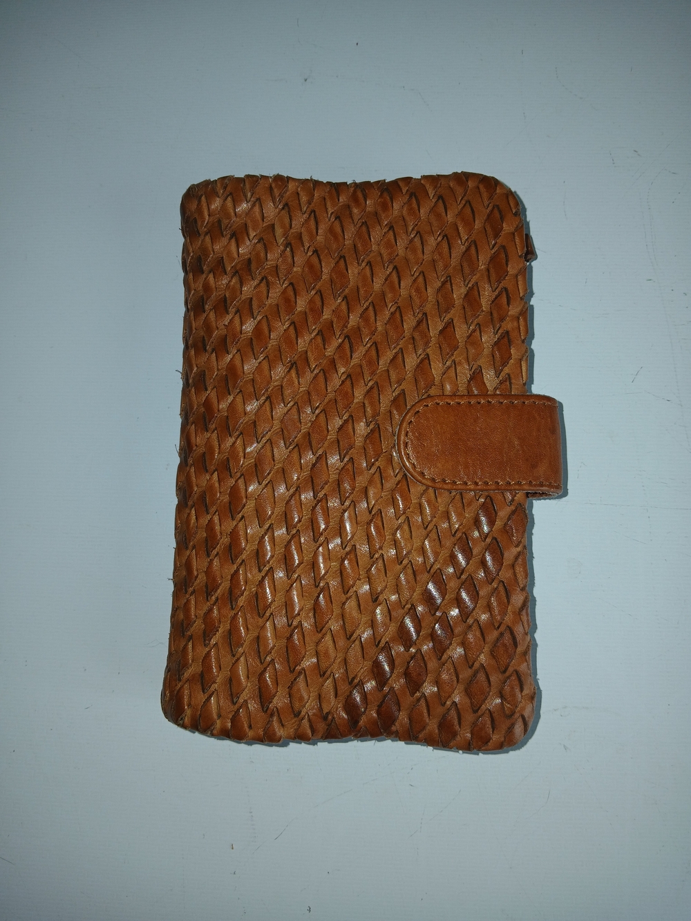 Vilenca Holland Cognac Leather Woven Wallet Clutch Distressed Bifold Snap Close